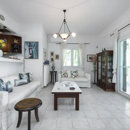 Beachfront Paradise By Luxlikehome *