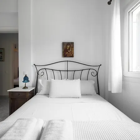 Beachfront Paradise By Luxlikehome