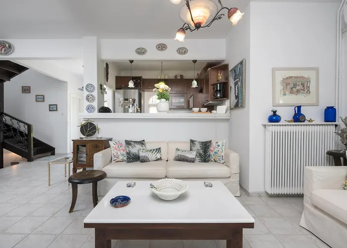 Beachfront Paradise By Luxlikehome *