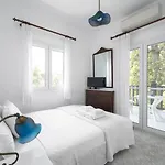Beachfront Paradise By Luxlikehome Hanioti
