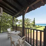 Villa Beachfront Paradise By Luxlikehome