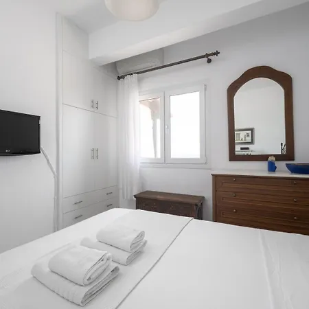 Beachfront Paradise By Luxlikehome Villa Chaniotis