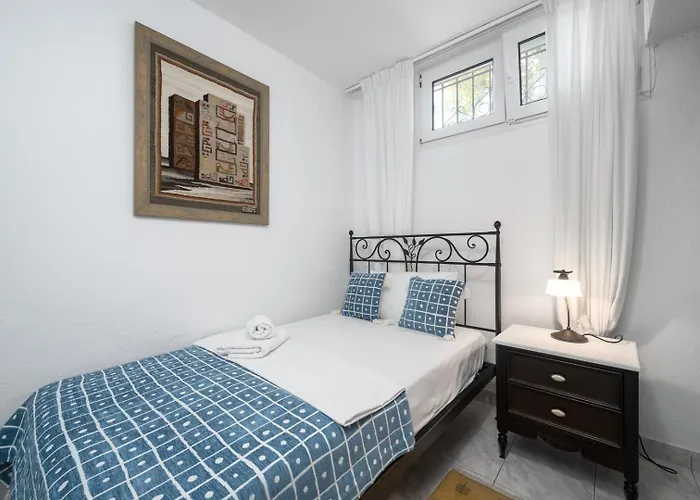 Beachfront Paradise By Luxlikehome *