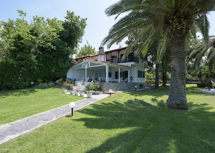 Vilă Beachfront Paradise By Luxlikehome *